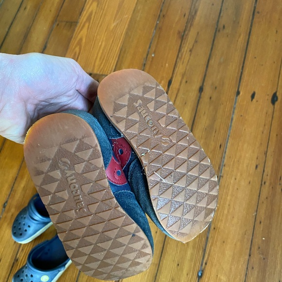 Used condition Saucony sneakers size T8W Navy blue - Picture 3 of 5